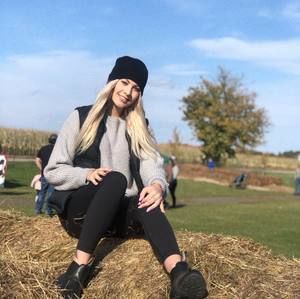 Meet your Posher, Kayleigh